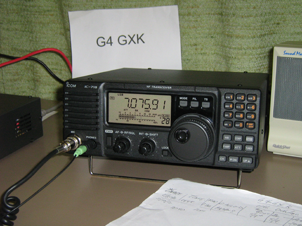 The club's new Icom IC-718 transceiver